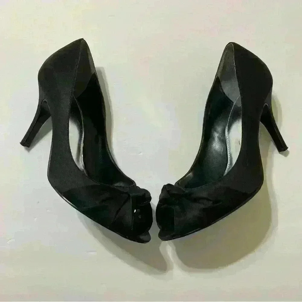 Monet Satin Heels wedding Dress up Size 8M Black Formal Party Cocktail Wedding